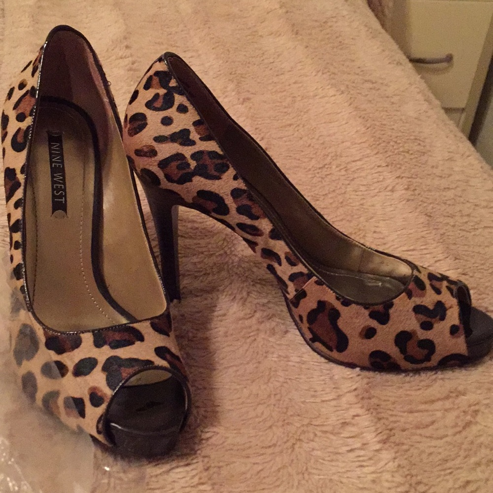 Leopard Mohair peep toe heel